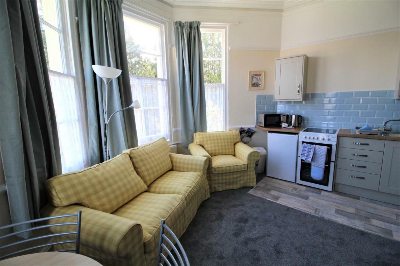 Chelston Dene Holiday Apartments Torquay Exterior photo