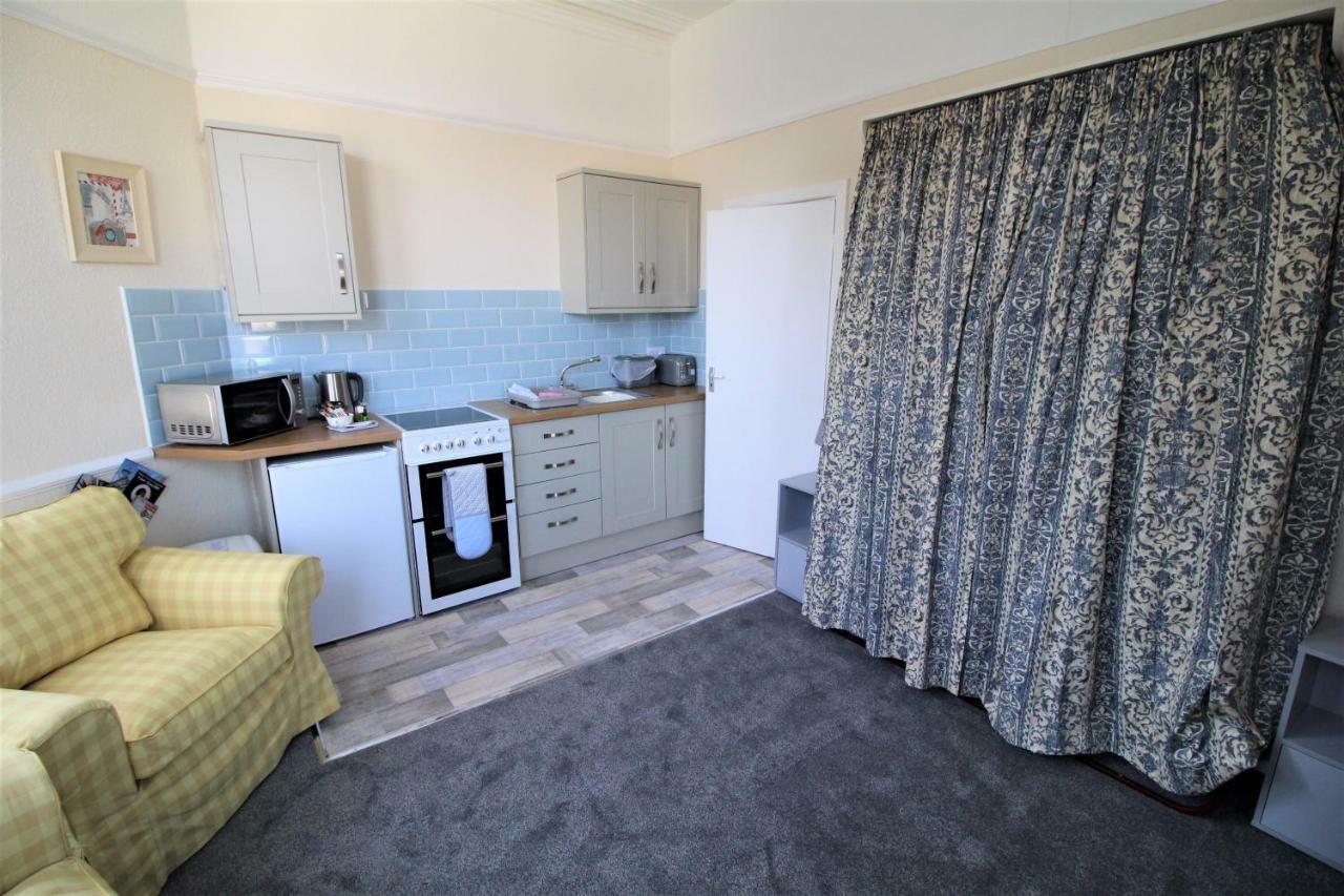 Chelston Dene Holiday Apartments Torquay Exterior photo